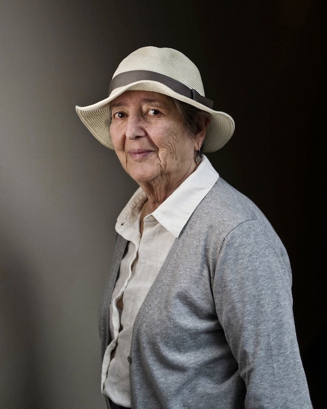 Révolutionnaires, Black Panthers, mouvements de libération… la vie trépidante d’Elaine Mokhtefi à Alger