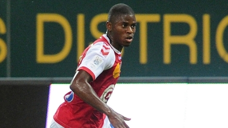 مدرب الطوغو يستدعي لاعب شباب باتنة 