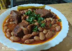 لوبيا باللحم