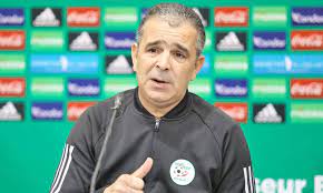 Algérie - MOHAMED LACET, SÉLECTIONNEUR NATIONAL U20: “Le championnat des jeunes catégories doit reprendre”