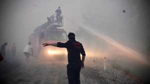 Planète (Europe) - Les villageois volontaires, héros de l'ombre des incendies en Turquie