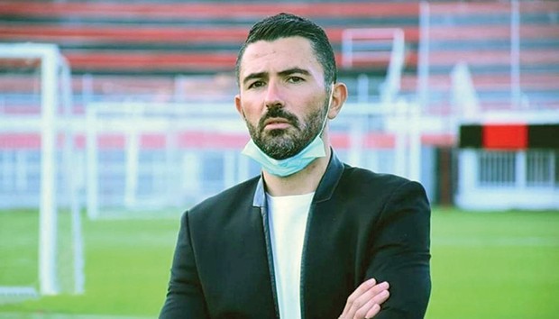 Alger (Football) - IL DÉCIDE DE PORTER SON AFFAIRE DEVANT LA FIFA . ANTHAR YAHIA: UN LIMOGEAGE QUI COÛTERA 7 MILLIARDS À L’USMA