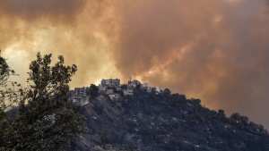 Planète (Afrique) - Algérie: plus de 40 morts dans les incendies qui ravagent le nord