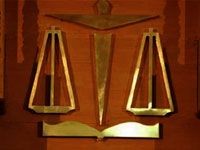 Elle refuse d'arrêter le travail, son fiancé la tue