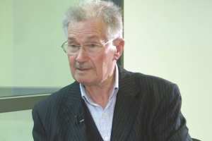 Planète (France/Europe) - REBOISEMENT DES RÉGIONS RAVAGÉES PAR LES INCENDIES EN ALGERIE: Grand tournoi en présence du père de Zinedine Zidane