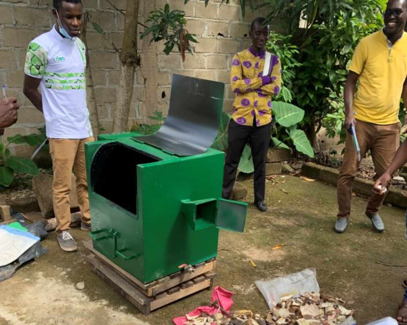 Planète (Afrique) - En Côte d’Ivoire, l’entrepreneur qui veut transformer les déchets agricoles en richesse