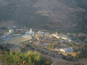 El Mokrani, également appelé Soufflat, est une commune de la wilaya de Bouira en Algérie.