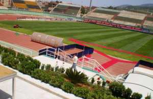 Blida (Football) - À 16 jours de la rencontre Algérie-Burkina Faso qualificative pour le mondial du Qatar: La pelouse du stade Tchaker semble renaître de ses cendres