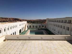 À Ghardaïa l’hôtel « Le M’zab » ex Rostomides de Fernand Pouillon rouvre après 27 ans de fermeture