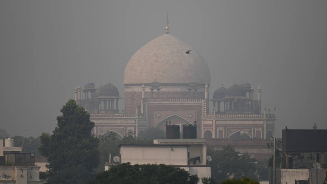 Planète (Inde/Asie) - Pollution: New Delhi ferme ses écoles et envisage un confinement