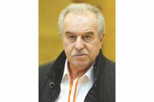 Algérie (Éliminatoires/Football) - ALI FERGANI, EX-ENTRAÎNEUR NATIONAL: “L’état de la pelouse de Tchaker catastrophique et honteux”