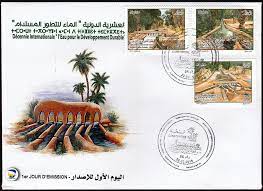 Entre perte de savoirs locaux et changement social : les défis et les enjeux de la réhabilitation des foggaras dans le Touat, Sahara algérien