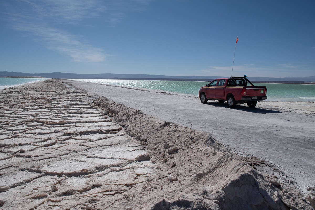 Planète (Amérique du Sud) - Enquête — Mines et Gaz de schiste: Au Chili, tout pour le lithium, au détriment de l’environnement