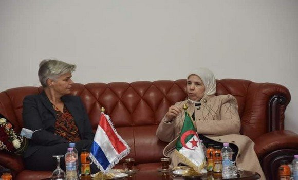 Djebala Khemissi (Guelma) - L’ambassadrice des Pays-Bas à Guelma pour renforcer la coopération en matière d’élevage