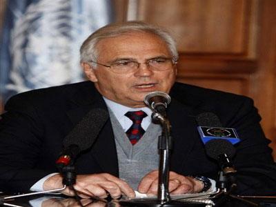 Ross à Alger Après une visite au Sahara occidental et au Maroc