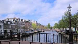 Planète (Europe) - Pays-Bas: l'ONG des Amis de la Terre demande à 29 entreprises de réduire leurs émissions de CO2