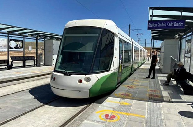 Algérie (Constantine) - Hausse de la fréquentation du tramway