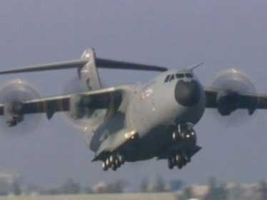 Alger a livré à Bamako d'importantes cargaisons d'armements, affirme un journal malien