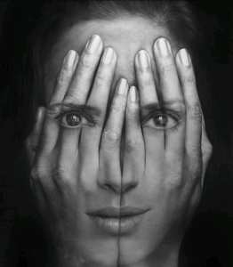 Chacun prétend que son histoire est l'histoire vraie