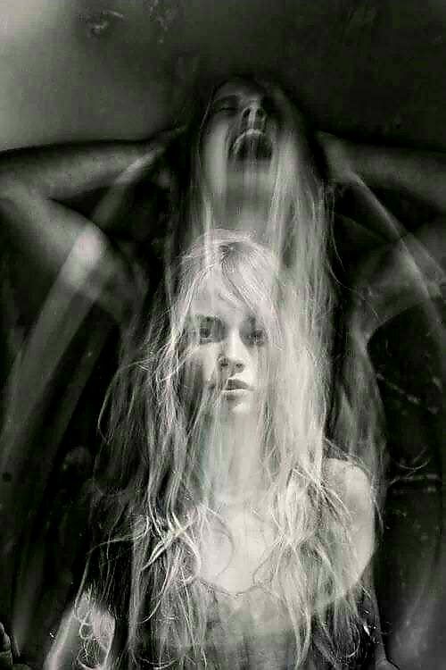 𝑱𝒆 𝒎'𝒆𝒏 𝒔𝒖𝒊𝒔 𝒔𝒐𝒓𝒕𝒊