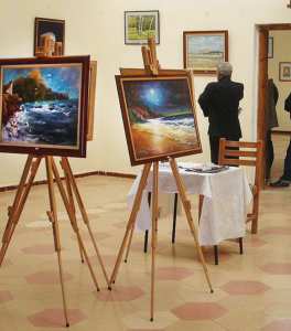 Tlemcen : Les artistes femmes exposent leurs œuvres