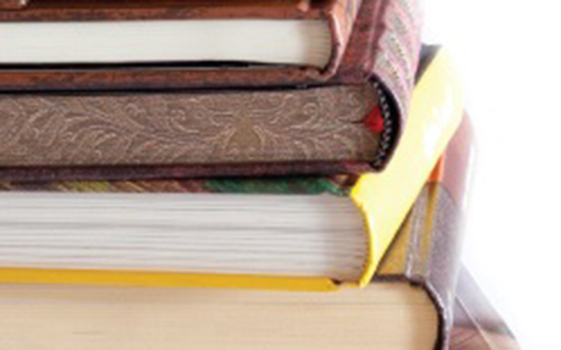 How does a hardcover book printing company ensure high-quality bronzing technology?