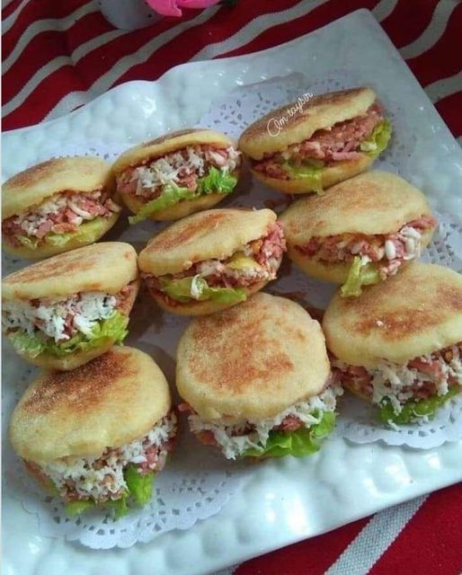 ميني بطبوط معمر بحشوة بنينة و خفيفة متواجدة فكل المنازل