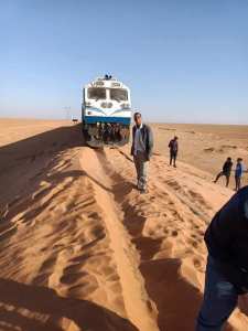Algérie - Transport ferroviaire: Suspension de la liaison Béchar-Oran Ensablement de la voie ferrée