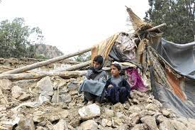 Planète (Asie) - Un séisme fait plus de 1.000 morts et 3.000 blessés en Afghanistan: Les survivants, sans abri, nourriture ou eau, attendent de l’aide avec anxiété