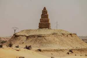 القمائر، هذه المعالم الصغيرة الشاهدة على الحقبة الاستعمارية في الصحراء