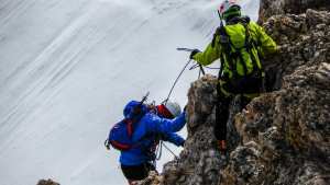 Planète (Europe) - Effondrement meurtrier d'un glacier en Italie dans un contexte de changement climatique