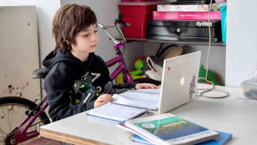 A l’occasion de la fête de l’indépendance et de la jeunesse Grandir et s’affirmer à l’ère du numérique