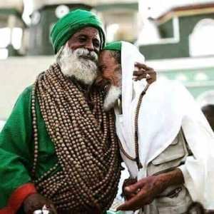 رأى أحد العشاق في طريقه أحد المجاذيب !؟