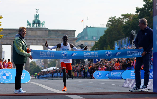 Planète (Allemagne/Europe) - Eliud Kipchoge bat le record du monde du marathon à Berlin