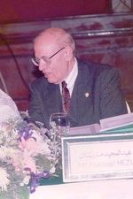 صرح صوته بإذاعة الجزائر المكافحة باسم صلاح الدين عبد المجيد مزيان.. المثقّف الفيلسوف لا ينساه التّاريخ