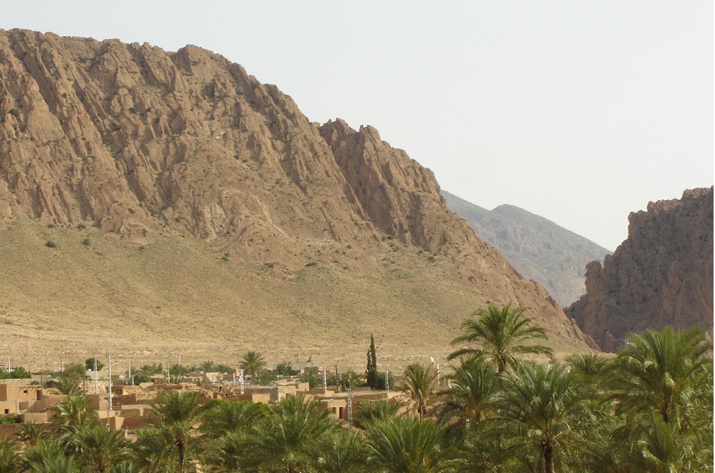 Dachra Dhahraouia ou Village Rouge