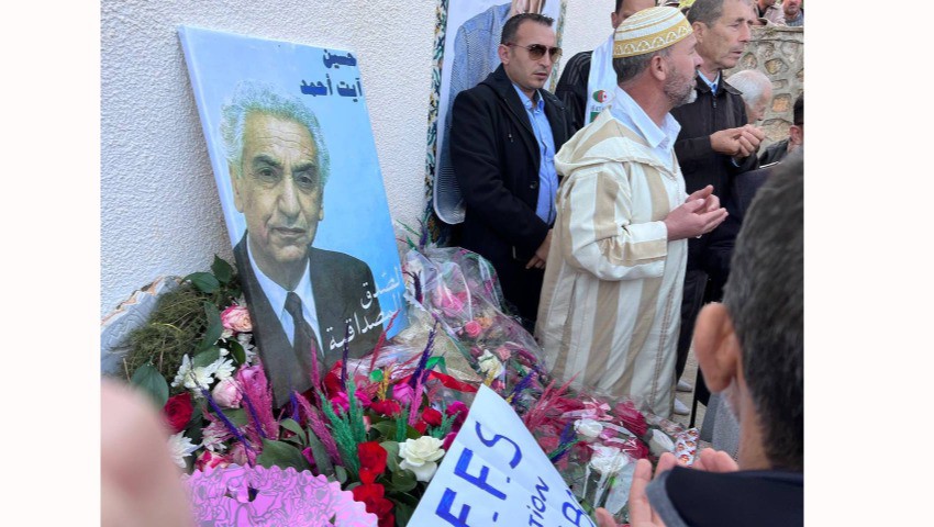 7e anniversaire du décès du chef charismatique Hocine Ait Ahmed Un recueillement dans le silence et la rahma