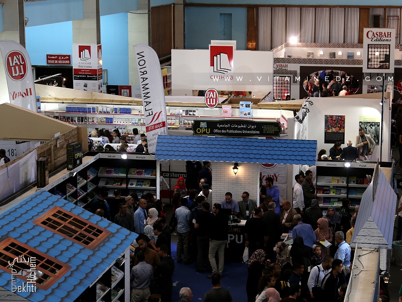 Des chroniques littéraires pour guider le lecteur