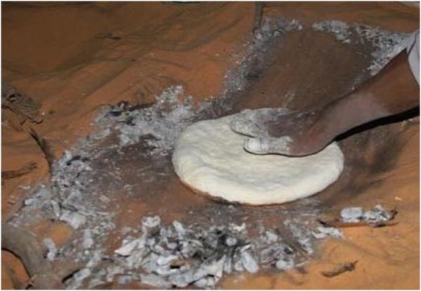 المأكولات التقليدية لولاية ادرار(خبز الملة):