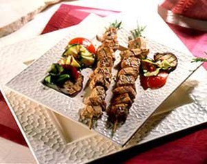 Brochettes de viande marinée