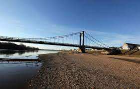 Planète (Europe) - Sécheresse: La France a connu 32 jours sans véritable pluie, nouveau record historique