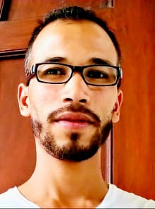 Tawfiq Belfadel, auteur de « Le cimetière des inconnus », est finaliste du Prix International de Poésie