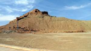 El-Menea  Le vieux ksar en quête de réhabilitation et de protection