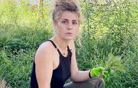 Planète (France/Europe) - Pollution: Comment une start-up lyonnaise «assainit» les sols grâce aux plantes