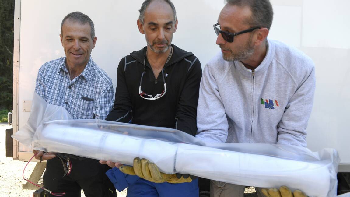 Planète - Du Svalbard en Arctique jusqu'à un sanctuaire en Antarctique, une course pour sauver la mémoire du climat