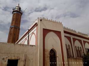 Un lieu de culte ancestral et historique s’émiette : la mosquée d’el Graba est menacée.