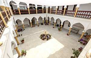 Musée des arts et des traditions populaires de Médéa : Exposition sur les sites historiques Achir et Rapidum