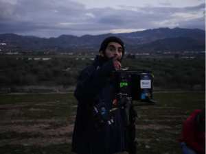 Festival de Cannes 2023 : rencontre avec Mouloud Aït Liotna, réalisateur de  La maison brûle, autant se réchauffer , premier film kabyle sur la Croisette