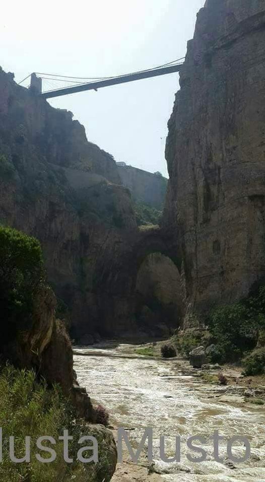 Les voûtes naturelles de constantine