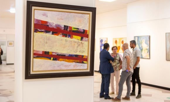 تلمسان : عرض أزيد من 70 لوحة فنية في المعرض المخلد للفنان التشكيلي مصطفى سعاجي